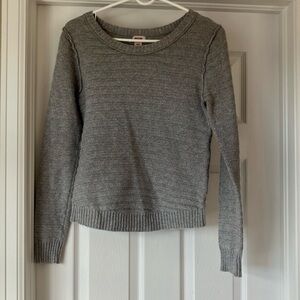 Long sleeve sweater